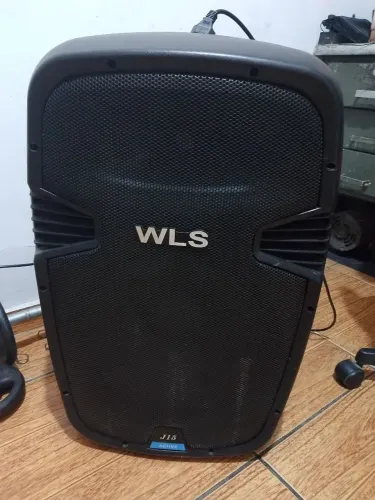 Caixa  de som ativa wls de 250 watts 