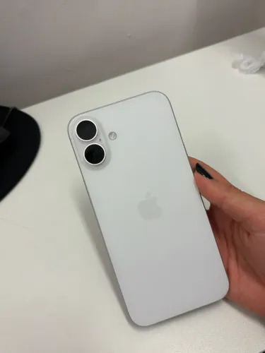 iPhone 16 Plus 128gb