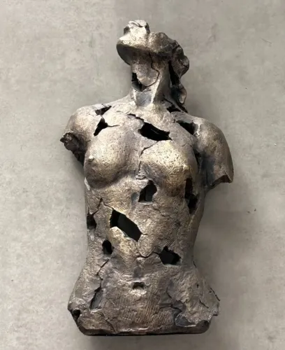 Escultura em resina de busto feminino tamanho grande