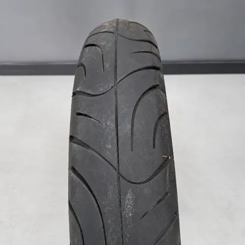 Vendo 3 Pneus de Moto Aro 17 (140/70, 150/70, 120/70)