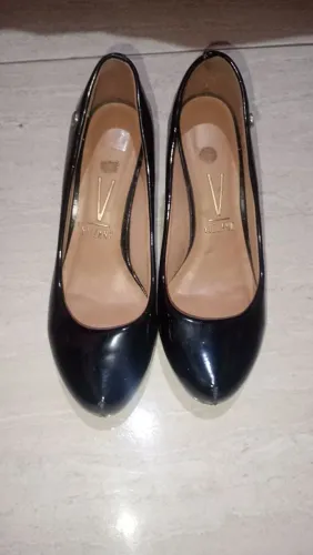 Scarpin Vizzano preto 38