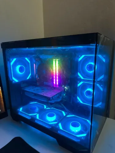 PC GAMER AMD 32GB CPU