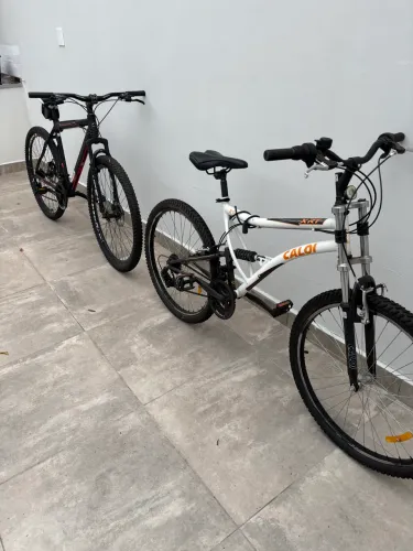 Bike GTS M1 aro 29 e Caloi XRT aro 26