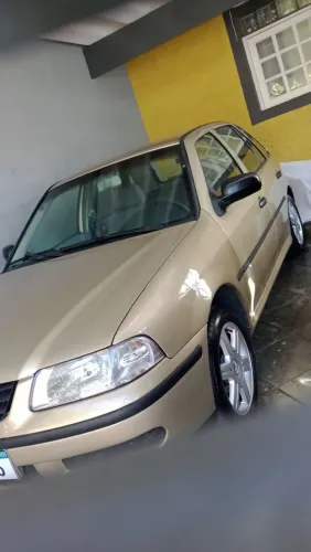 Volkswagen Gol 1.0 Plus 16V 4P 2001