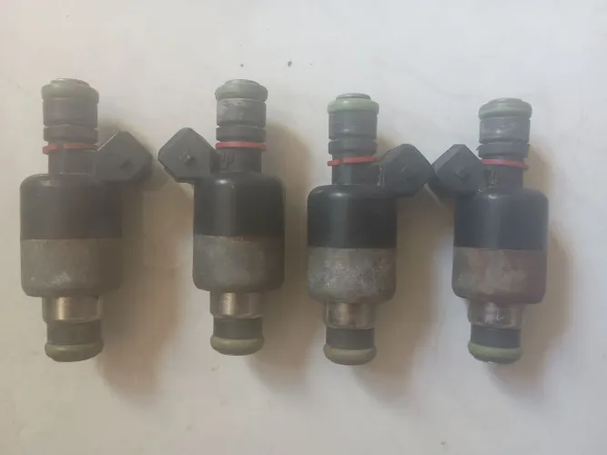 Bicos de injeção Corsa 1.0 a gasolina 