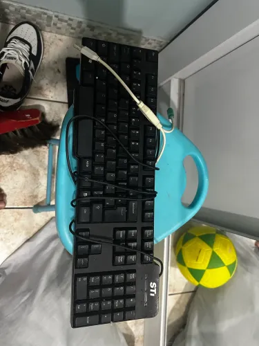 Teclado sti