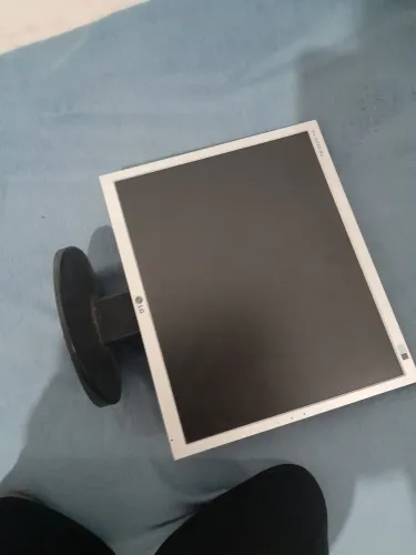Monitor LCD da marca LG