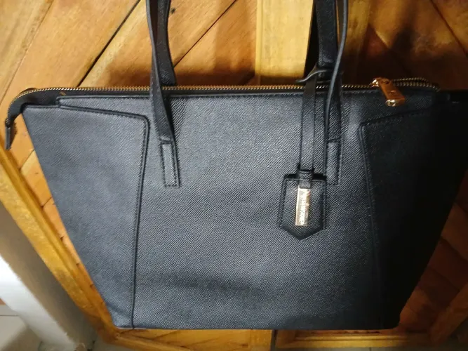 Bolsa Chris Helena