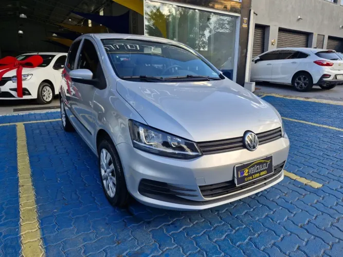 Volkswagen Fox Trendline 1.6 Flex 8V 5P 2015