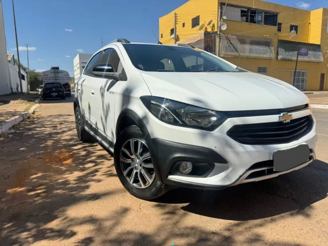Chevrolet Onix Activ 1.4 8V Flex Mec. 4P 2018