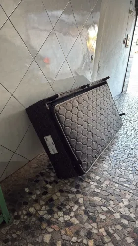 Base bicama com colchão 