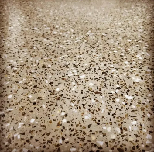 Piso em Granitina 