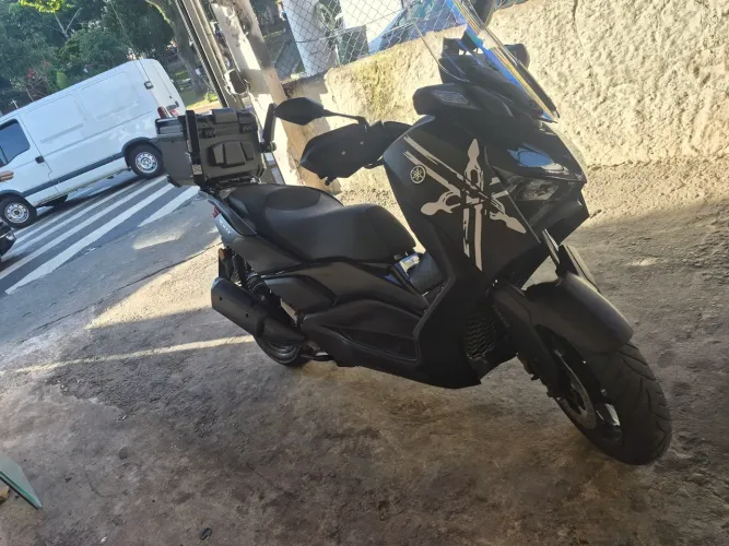 Xmax 250 10mil km LEIA O ANUNCIO
