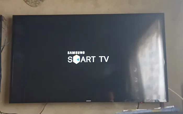 VENDO SMART TV SAMSUNG (LEIA O ANÚNCIO)