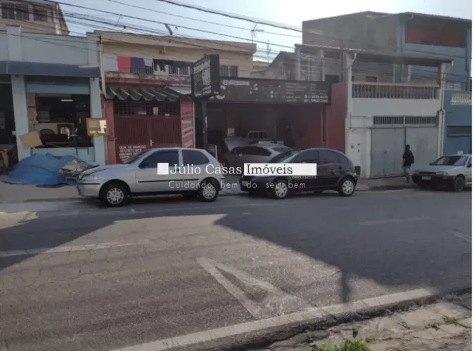 Casa e Salão Comercial à Venda na Vila Jardini