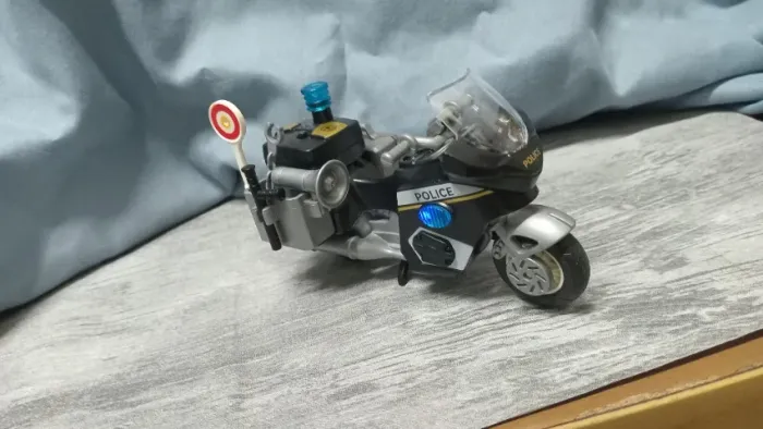 PALYMOBIL MOTO DE POLICIA - COLECIONE - PROMOÇÃO C/ LUZES.
