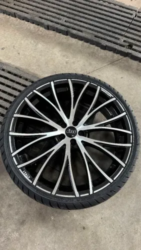 RODA ARO 22 AUDI