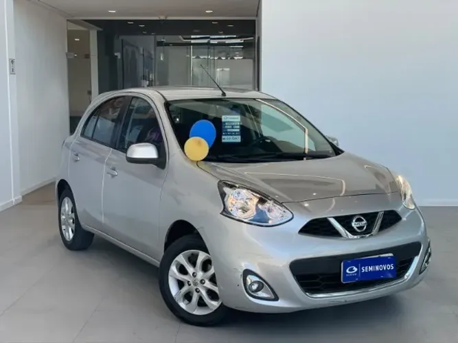 Nissan March SV 1.6 16V Flex Fuel 2015