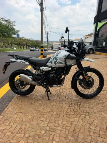 ROYAL ENFIELD HIMALAYAN 450