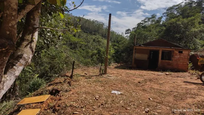 Vendo linda propriedade com muita mata animais silvestres água com abundância! *