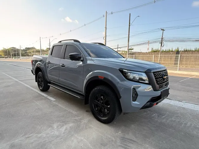 Nissan Frontier Pro4x CD 4X4 2.3 Bi-TB Die. AUT 2023