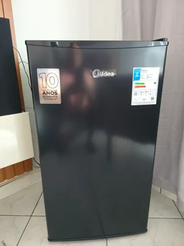 Frigobar Midea 93 Litros