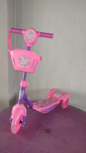 Vendo patinete de criança
