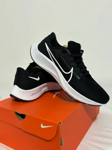 VENDO TÊNIS NIKE AIR ZOOM<br>PEGASUS 38