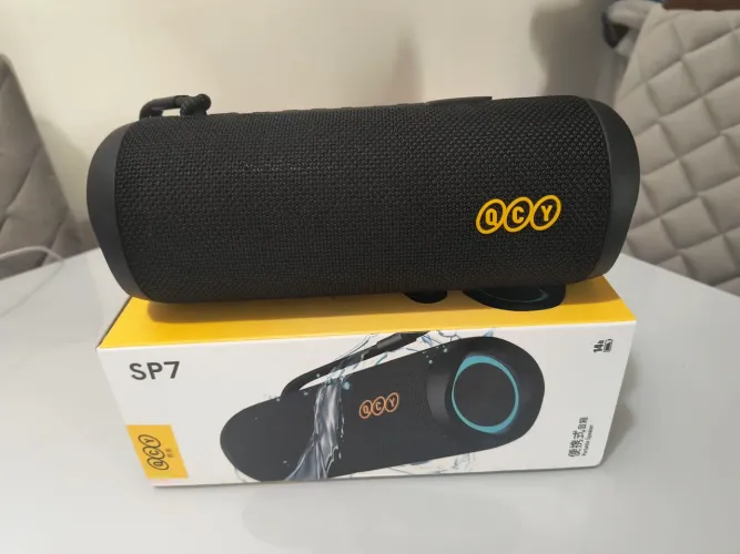 Caixa bluetooth QCY SP7 Novinha