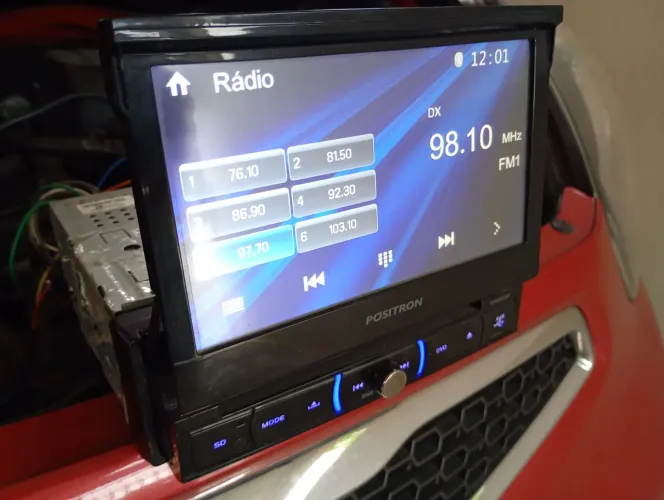 Rádio automotivo DVD retrátil 