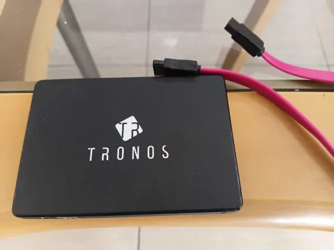 ssd 240gb tronos 520 leitura 470mbs escrita sata3