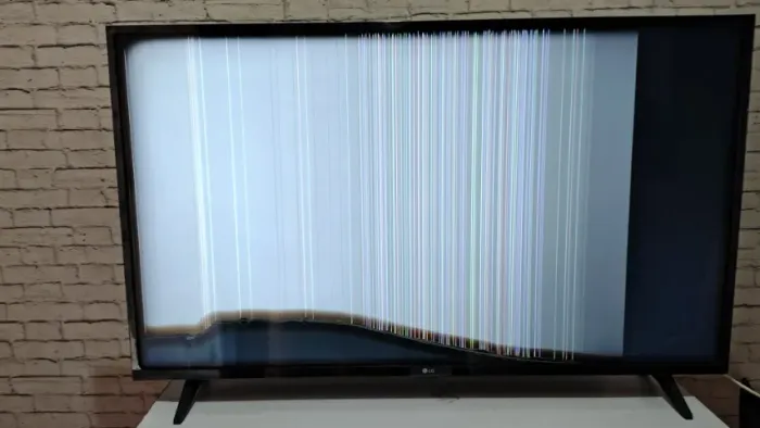 Tv Lg 43 polegadas smarte tv para retirar peças quebrada