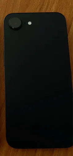 IPHONE 16e 128 NOVO AC TROCAS
