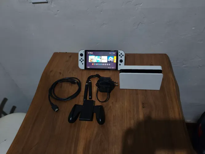 Nintendo Switch OLED + expansão de memoria de 128Gb