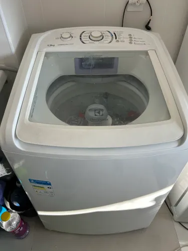 Máquina de Lavar Electrolux 13kg Essential Care R$ 850