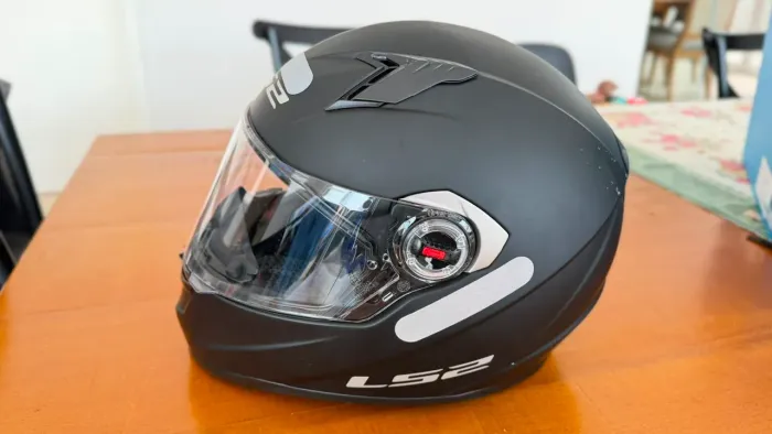 Capacete LS2 FF358 Classic Preto Fosco Tamanho 60 L - Usado