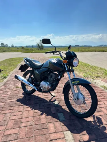 Fan 150 Esi 2011 Cinza 
