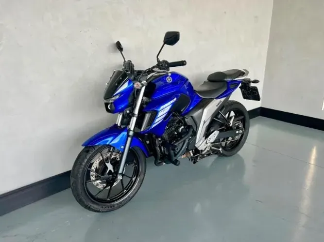 YAMAHA FAZER FZ25 ABS FLEX 2023.