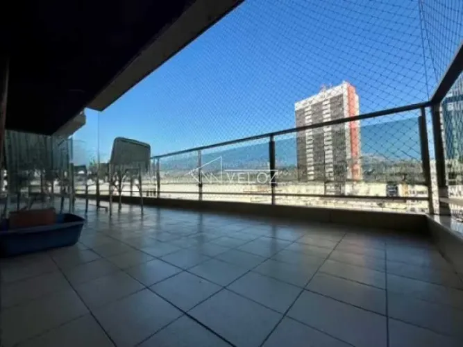 Apartamento - / Residencial / Flamengo