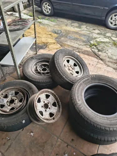 Rodas e pneus, automóvel e caminhonete