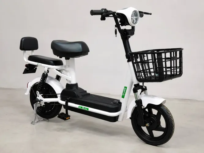 Scooter Elétrica Urbana Retrô