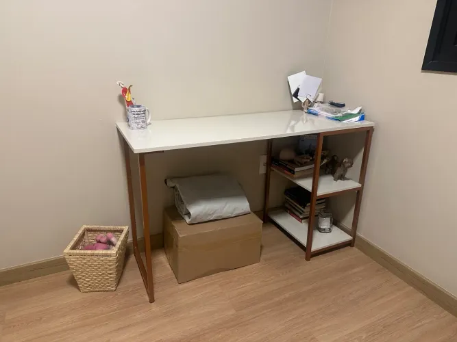MESA DE ESTUDO/TRABALHO