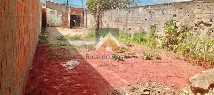 Terreno na Santa Lúcia c/ 210m² de área total!!!
