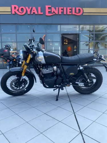 Interceptor Bear 650cc Ano: 2027 | SEMI NOVA |