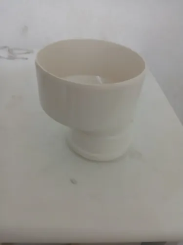 Tubo de esgoto de 100 por 50 $: 20 reais joelho de esgoto de 150mm por $:20 reais