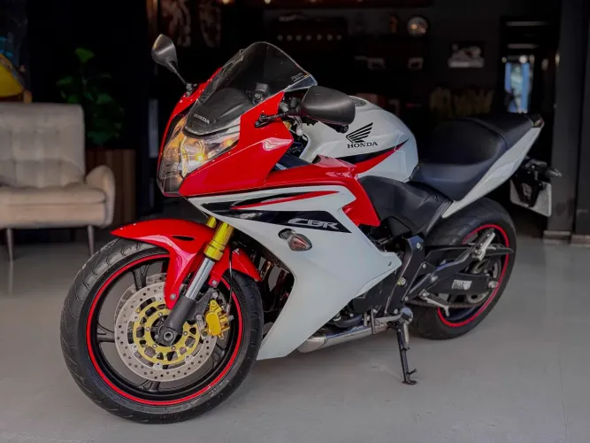 Honda - CBR 600F - 2014