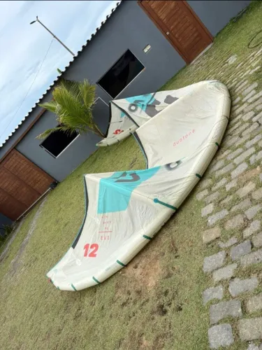 Kitesurf Duotone Evo 12 + Barra + Leash + Prancha + Trapézio + brindes