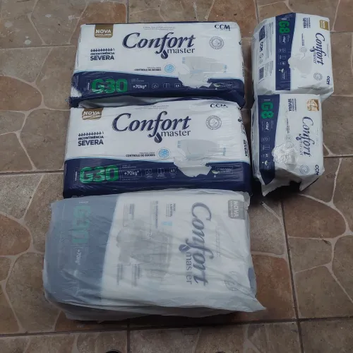 100 fraldas geriatricas novas