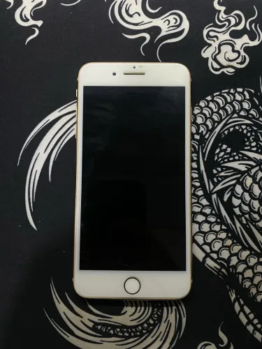 iphone 8 Plus - Usado