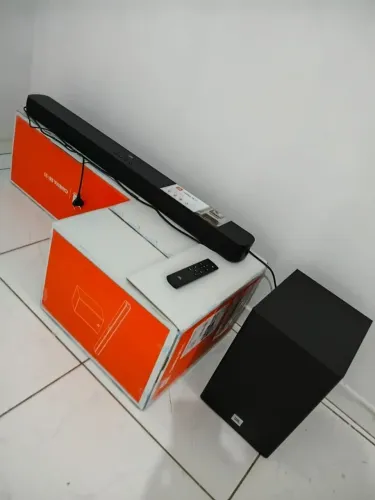 Soundbar JBL SB180
